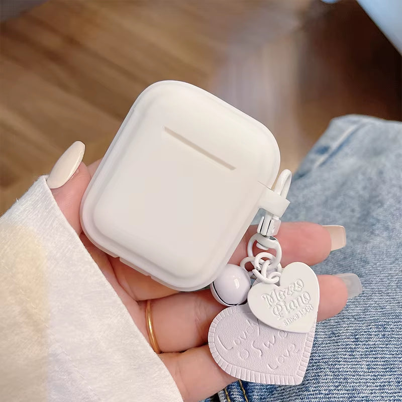 Earphone Case with Heart-Shaped Keychain for Airport Pro 2 2022 2Nd Generation Air Pods 3 2 1 3Rd Gen Cover with Carabiner Clip